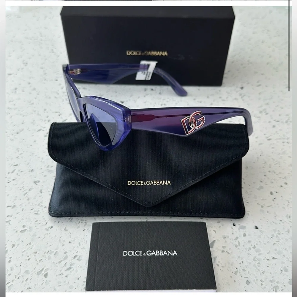 Dolce & Gabbana purple sunglasses worn once with box & case Violet Made in Italy